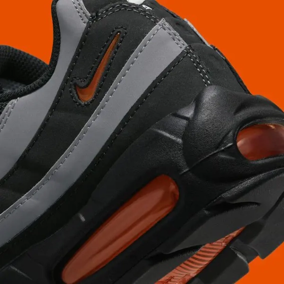 Кроссовки Nike Air Max 95 DX2657-001 фото 5 — интернет-магазин Tapok