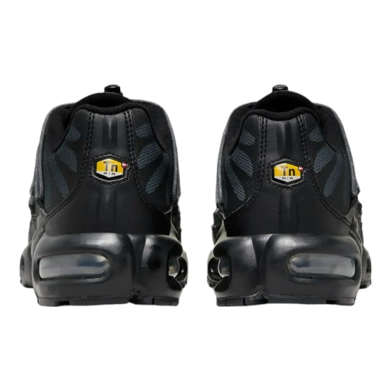 Кросівки Nike Air Max Plus FZ2770-001 фото 3 — інтернет-магазин Tapok