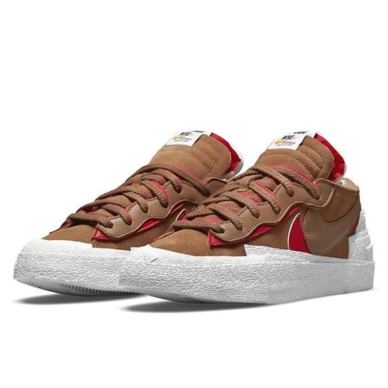 Кросівки Nike Blazer Low Sacai DD1877-200 фото 2 — інтернет-магазин Tapok