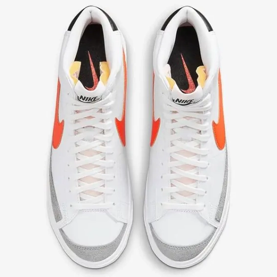 Кроссовки Nike Blazer Mid 77 Vintage BQ6806-123 фото 2 — интернет-магазин Tapok