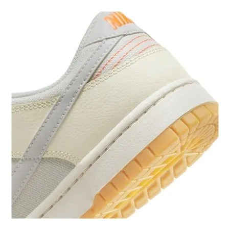 Кросівки Nike Dunk Low SE FJ5475-100 фото 4 — інтернет-магазин Tapok