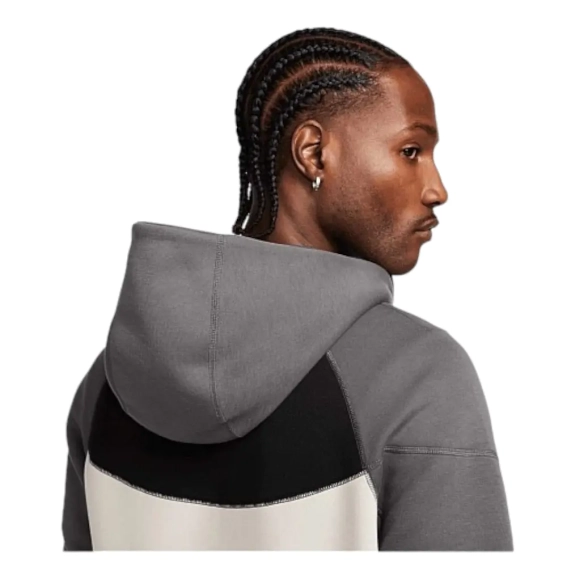 Толстовка Nike M NK TCH FLEECE FZ WR HOODIE FZ4709-104 фото 2 — интернет-магазин Tapok