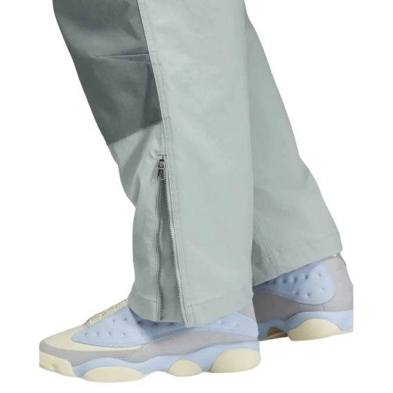 Брюки Air Jordan X Solefly Cargo Pants DV7517-077 фото 4 — интернет-магазин Tapok