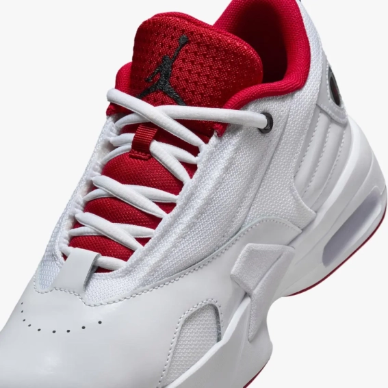 Кросівки жіночі Jordan Max Aura 6 (Gs) (FQ8297-106) фото 2 — інтернет-магазин Tapok