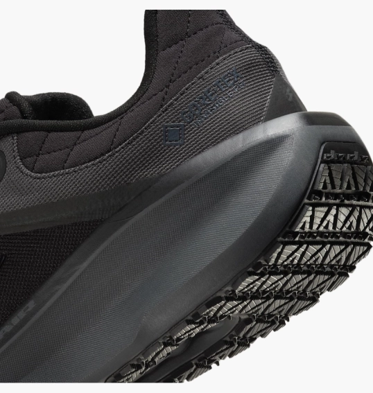 Кроссовки мужские Nike Air Zoom Winflo 11 Gore-Tex Black FQ1358-001 фото 23 — интернет-магазин Tapok