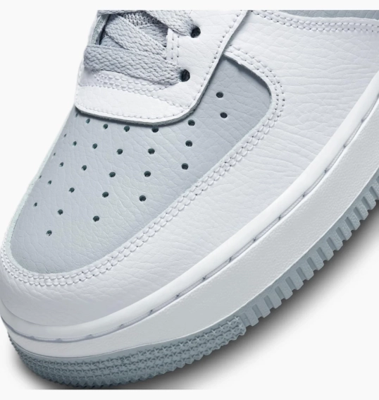 Кросівки чоловічі Nike Air Force 1 07 Lv8 White/Grey DV3501-100 41 DV3501-100 фото 7 — інтернет-магазин Tapok