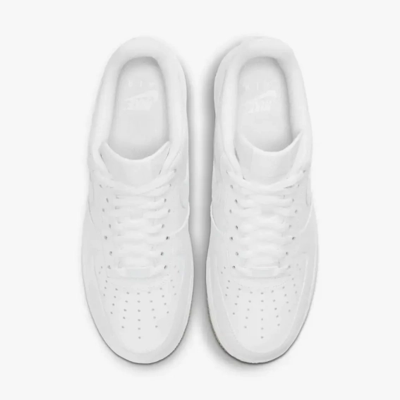 Кросівки Nike Air Force 1 '07 DJ2739-100 фото 4 — інтернет-магазин Tapok