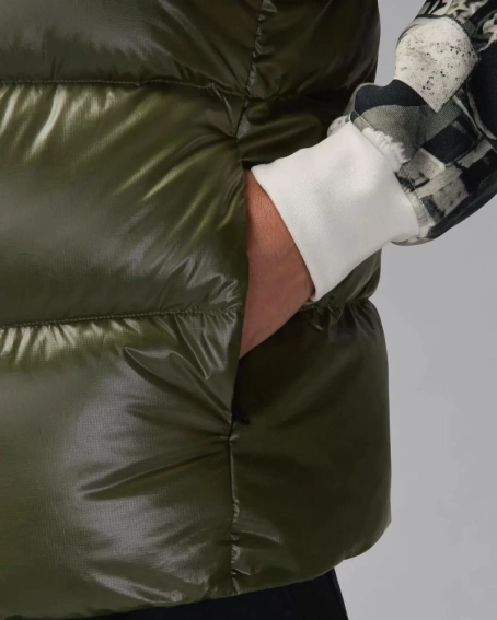 Жилетка Nike MJ FLIGHT DOWN VEST FV7273-222 фото 7 — интернет-магазин Tapok
