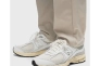 Кроссовки New Balance 2002R M2002RIA Фото 3