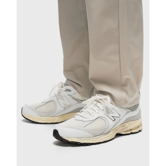 Кроссовки New Balance 2002R M2002RIA фото 16 — интернет-магазин Tapok