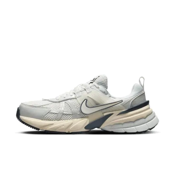 Кроссовки NIKE W V2K RUN FD0736-004 фото 1 — интернет-магазин Tapok