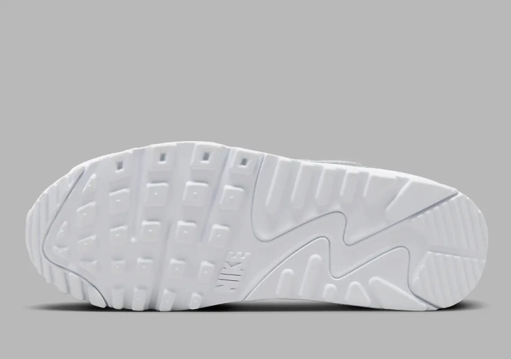 Кросівки жіночі Nike Air Max 90 (FV0949-100) FV0949-100 фото 5 — інтернет-магазин Tapok