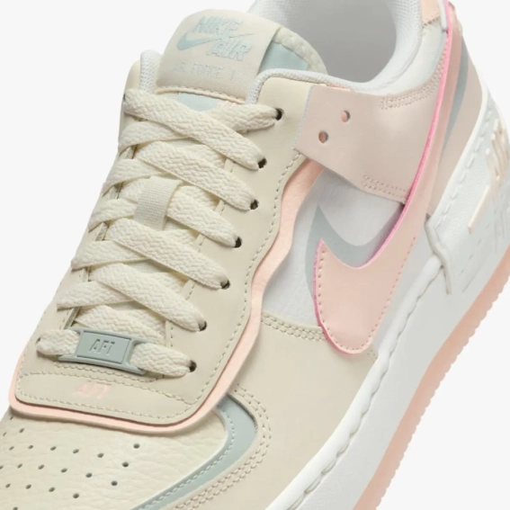 Кроссовки женские Nike W Af1 Shadow (DZ1847-105) DZ1847-105 фото 2 — интернет-магазин Tapok