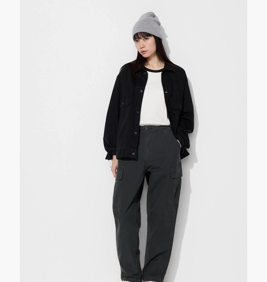 Штани унісекс Uniqlo Cargo Pants Black 463957-09 фото 2 — інтернет-магазин Tapok
