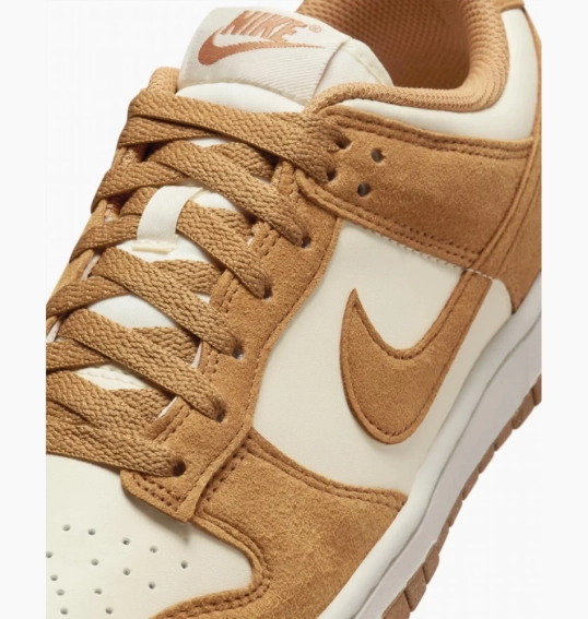 Кросівки Nike WMNS DULOW HJ7673-100 фото 8 — інтернет-магазин Tapok