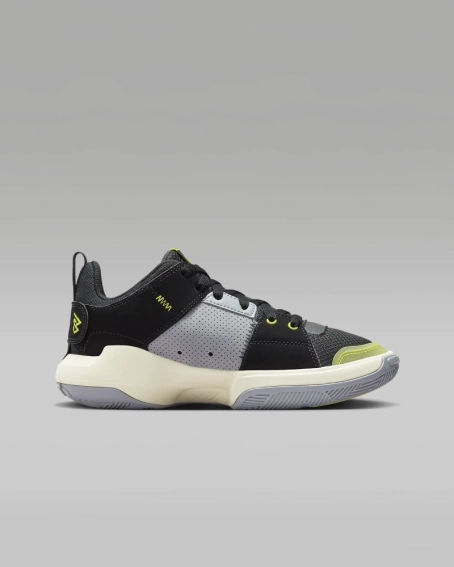 Кроссовки JORDAN ONE TAKE 5 (GS) FD2338-003 фото 3 — интернет-магазин Tapok