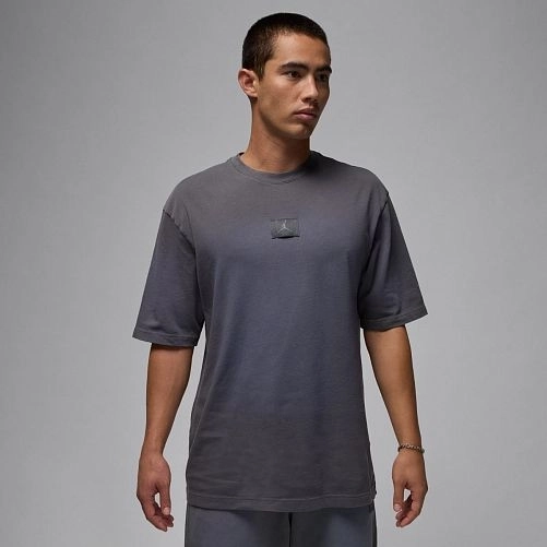 Чоловіча футболка NIKE M Jordan FLT ESS WSH 85 SS CRW FZ1914-068 фото 1 — інтернет-магазин Tapok