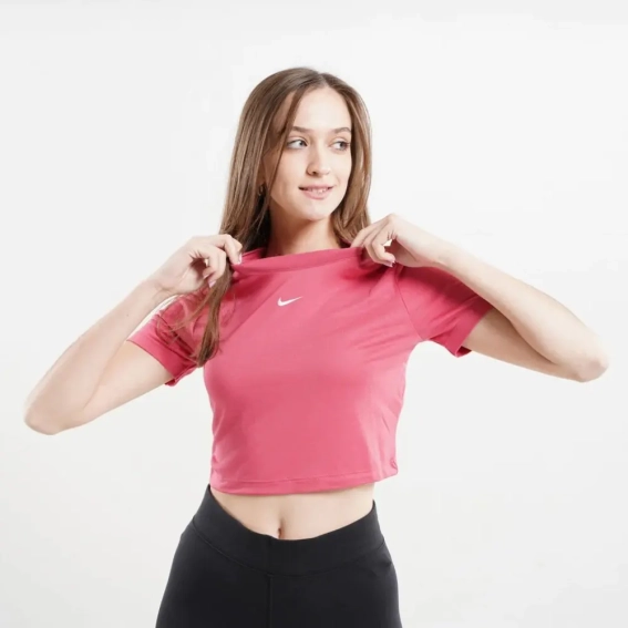 Футболка Nike W NSW ESSNTL TEE SLIM CRP LBR DD1328-622 фото 2 — інтернет-магазин Tapok