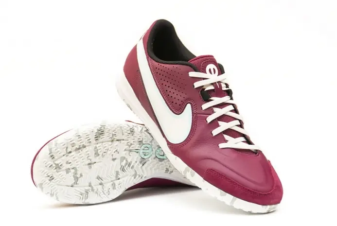 Футзалки Nike LEGEND 9 ACADEMY IC DA1190-614 фото 1 — інтернет-магазин Tapok
