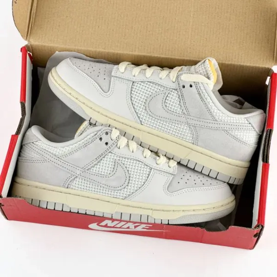 Кросівки NIKE DUNK LOW HF4297-001 фото 3 — інтернет-магазин Tapok