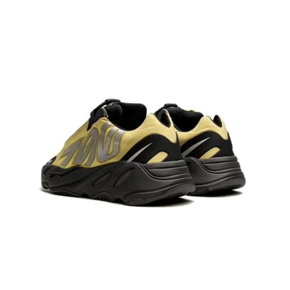 Кросівки Adidas Yeezy Boost 700 Mnvn Resin Yellow GW9525 фото 5 — інтернет-магазин Tapok