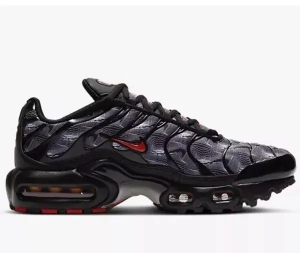 Кроссовки Nike Air Max Plus GS DJ4622-001 фото 1 — интернет-магазин Tapok