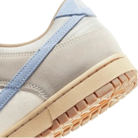 Кроссовки Nike Dunk Low HF0106-100 фото 13 — интернет-магазин Tapok