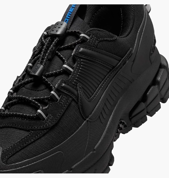 Кросівки жіночі Nike Zoom Vomero Roam WomenS Winterized Shoes Black HQ2181-004 фото 11 — інтернет-магазин Tapok