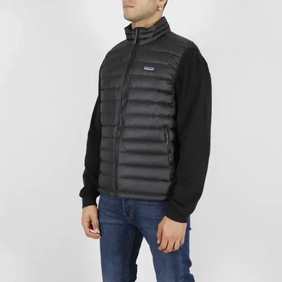 Жилетка Patagonia Down Sweater Vest 84622BLK фото 2 — інтернет-магазин Tapok