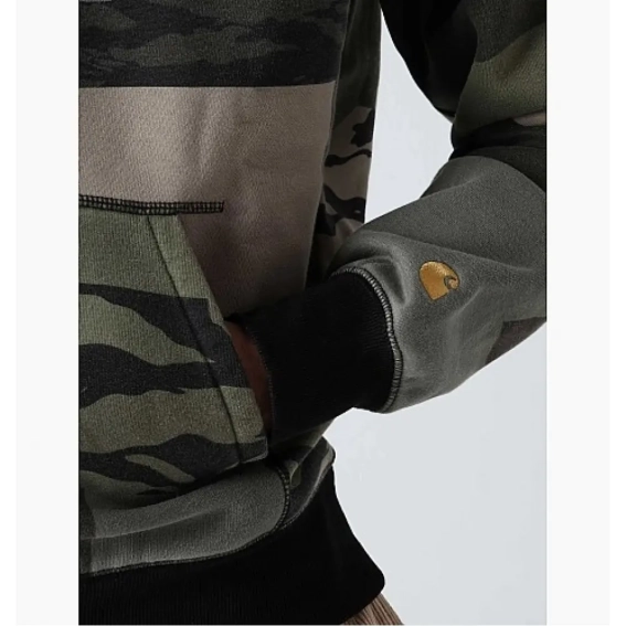 Кофта CARHARTT WIP Hooded Chase Sweat- Camo Mend/ Gold I026384-375 фото 5 — интернет-магазин Tapok