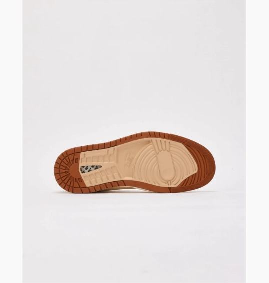 Кросівки Air Jordan 1 High Zoom Cmft 2 Beige DV1307-120 фото 5 — інтернет-магазин Tapok