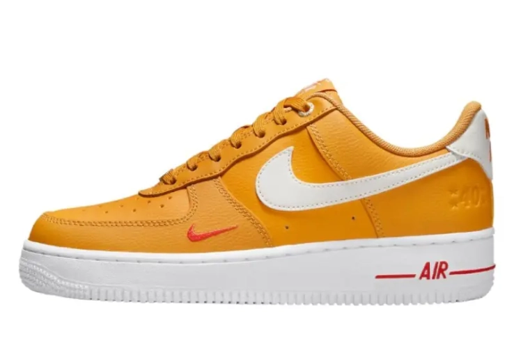 Кросівки Nike Air Force 1 07 Se Yellow Dq7582-700 фото 5 — інтернет-магазин Tapok