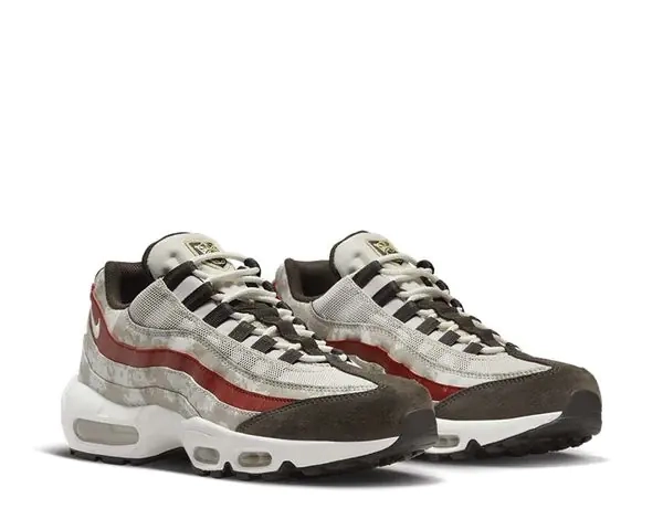 Кросівки Nike Air Max 95 SE Dq9016-001 фото 2 — інтернет-магазин Tapok