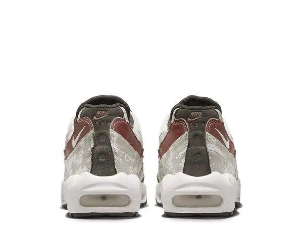 Кросівки Nike Air Max 95 SE Dq9016-001 фото 3 — інтернет-магазин Tapok