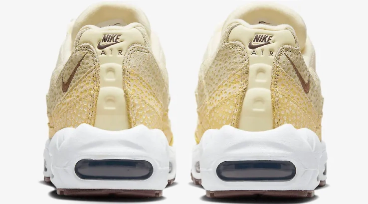 Кроссовки Nike Air Max 95 Yellow FD9857-700 фото 3 — интернет-магазин Tapok
