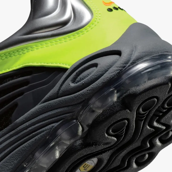 Кроссовки Nike Air Turned Max DH4793-700 фото 2 — интернет-магазин Tapok