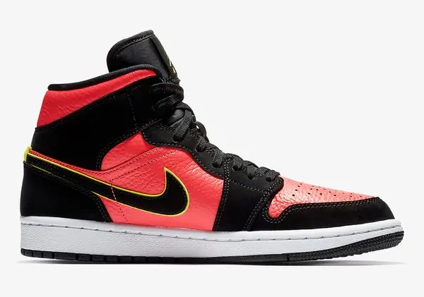 Кросівки W Jordan 1 Mid Hot Punch BQ6472-006 фото 3 — інтернет-магазин Tapok