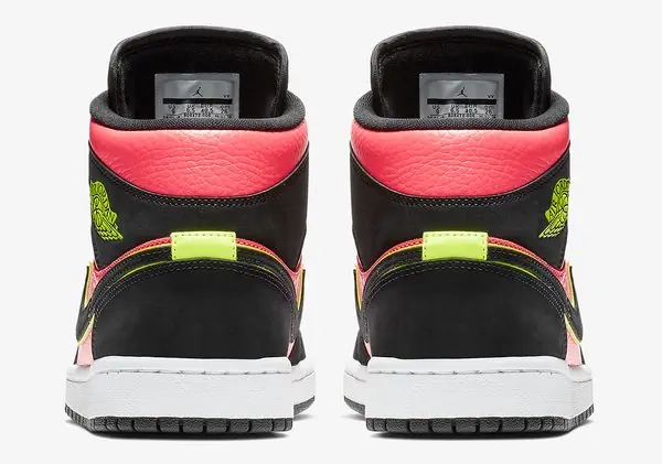 Кросівки W Jordan 1 Mid Hot Punch BQ6472-006 фото 5 — інтернет-магазин Tapok