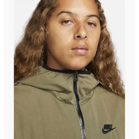 Куртка Nike Sportswear Tech Woven Full-Zip Lined Hooded Jacket Olive DQ4340-222 фото 3 — интернет-магазин Tapok
