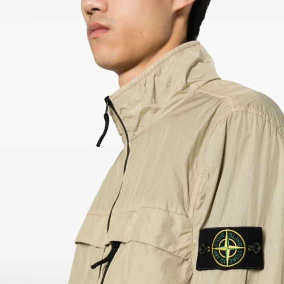 Куртка Stone Island Beige Garment-Dyed Jacket 801541022 V0095 фото 2 — інтернет-магазин Tapok