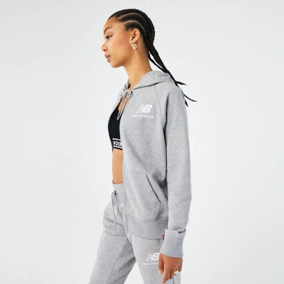 Толстовка New Balance Essentials WJ03530 AG фото 2 — інтернет-магазин Tapok