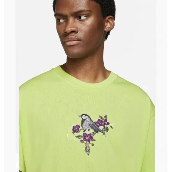 Футболка NIKE AIR Max 90 Embroidered T-Shirt Casual Comfort Lime Green DO9211-736 фото 2 — интернет-магазин Tapok