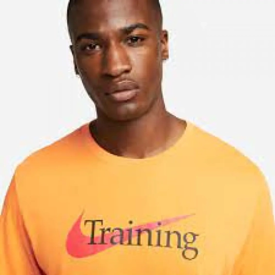 Футболка Nike Dri Fit Swoosh Training Tee CZ7989-886 фото 4 — інтернет-магазин Tapok