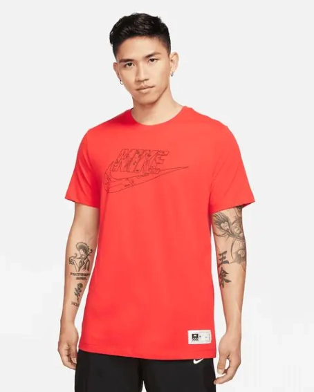 Футболка Nike Men's Sportswear  T-Shirt: Red DJ1395-673 фото 1 — інтернет-магазин Tapok