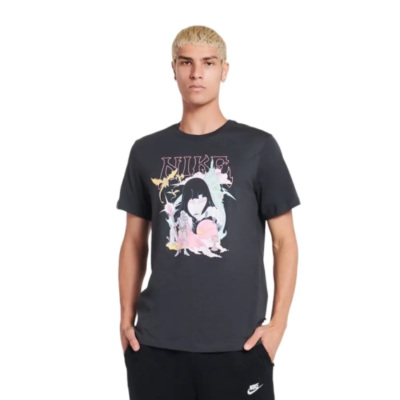 Футболка Nike Nsw Fantasy Graphic Tee Grey DR7991-060 фото 1 — интернет-магазин Tapok