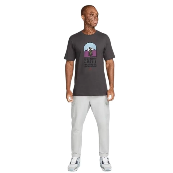 Футболка Nike tee FB9040-099 фото 1 — інтернет-магазин Tapok