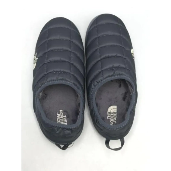 Шлепанцы The North Face Women&#39;a Thermoball Traction Mule V NF0A3V1HKX7-110 фото 2 — интернет-магазин Tapok