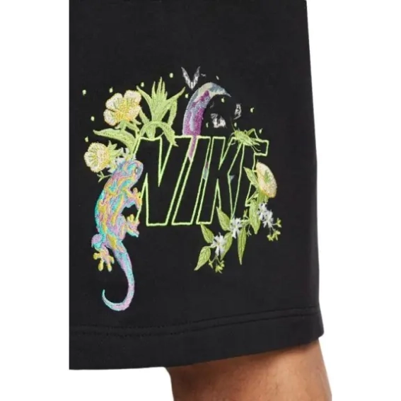 Шорты Nike Sportswear Men&#39;s Fleece Embroidered Graphic Shorts (Black) DV0055-010 фото 2 — интернет-магазин Tapok