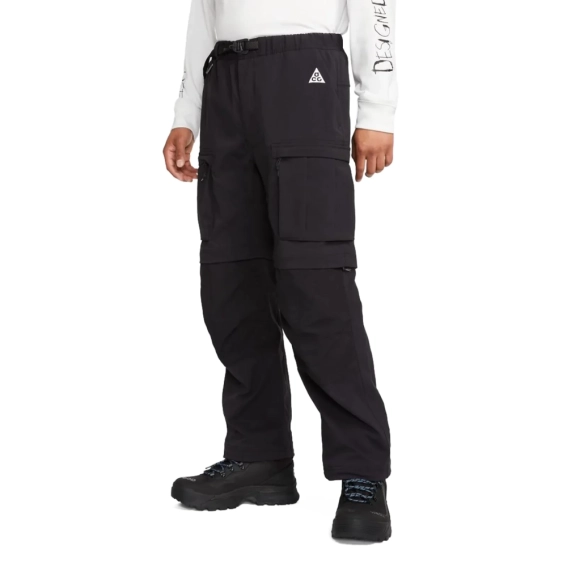 Брюки Nike ACG Smith Summit Cargo Pants FN0428-010 фото 1 — интернет-магазин Tapok