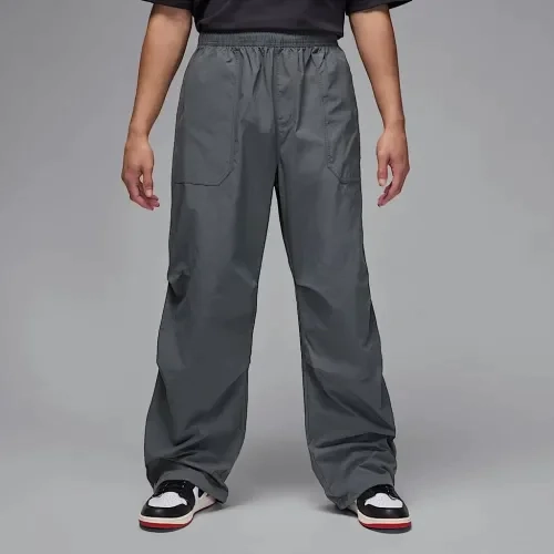 Брюки Nike Jordan Essentials мужские Woven Pants FV7306-068 фото 1 — интернет-магазин Tapok